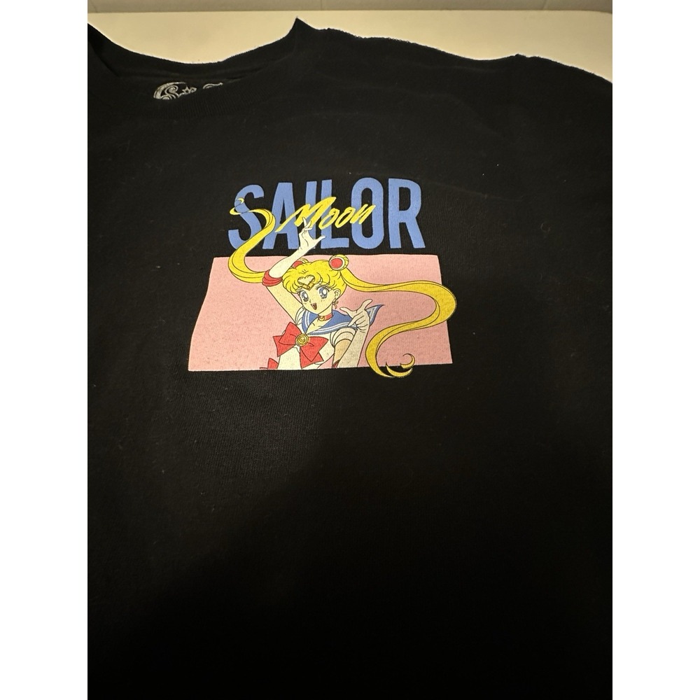 Sailor Moon Men's T-Shirt Small Japanese Anime - Picture 2 of 3
